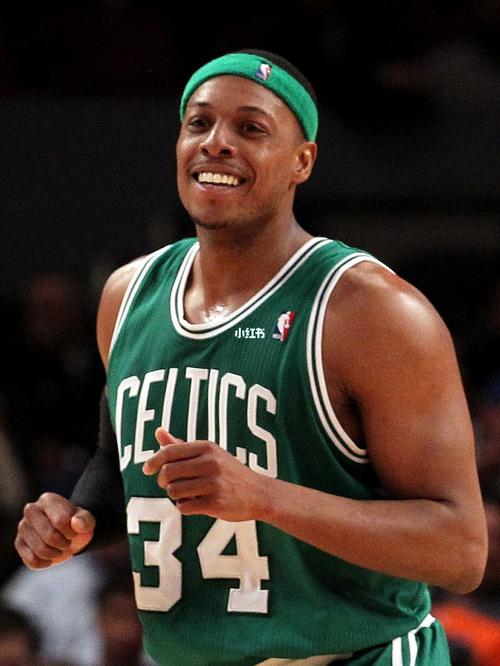 巴塞罗那理发师：欧洲杯期间，费尔明专门打电话让我给他理发（巴萨理发师透露：欧洲杯期间，费尔明特意来电点名理发）