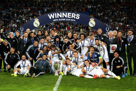 足球中超重金投入青训，多所足球学校开建（中超重金加码青训，多所足球学校相继开建）