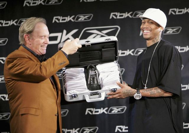 西海岸代理主帅：非常完美的收官，感谢队员和球迷（西海岸代理教练：圆满收官，感谢全队与球迷）