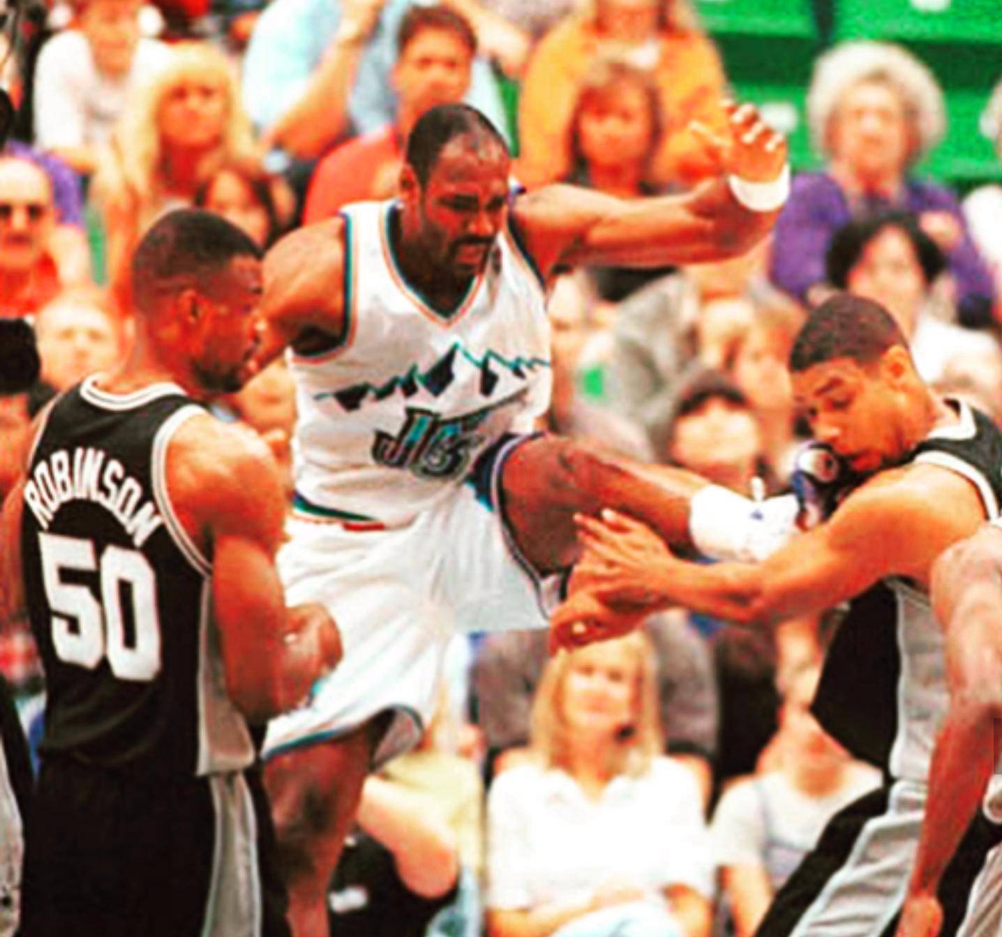 稳定输出！马尔卡宁23中11得到33分16板5助攻4抢断（火力稳定！马尔卡宁23投11中轰下33分16篮板5助攻4抢断）