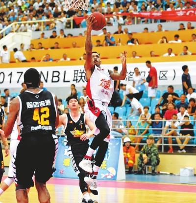 辽宁的冬天也太全面了 冬季海上挑战赛激情开赛 助力打造大连“冬泳之都”（辽宁冬季百态尽显：海上挑战赛热血开赛，助力大连打造“冬泳之都”）