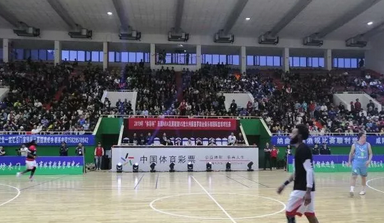 格外耀眼，百度地图APP搜“泰州”会出现“泰州总冠军”字样（在百度地图APP搜索“泰州”将出现“泰州总冠军”提示，格外醒目）